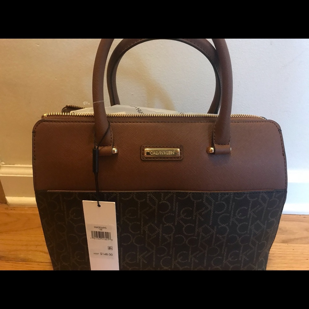 Calvin Klein purse *NEW*